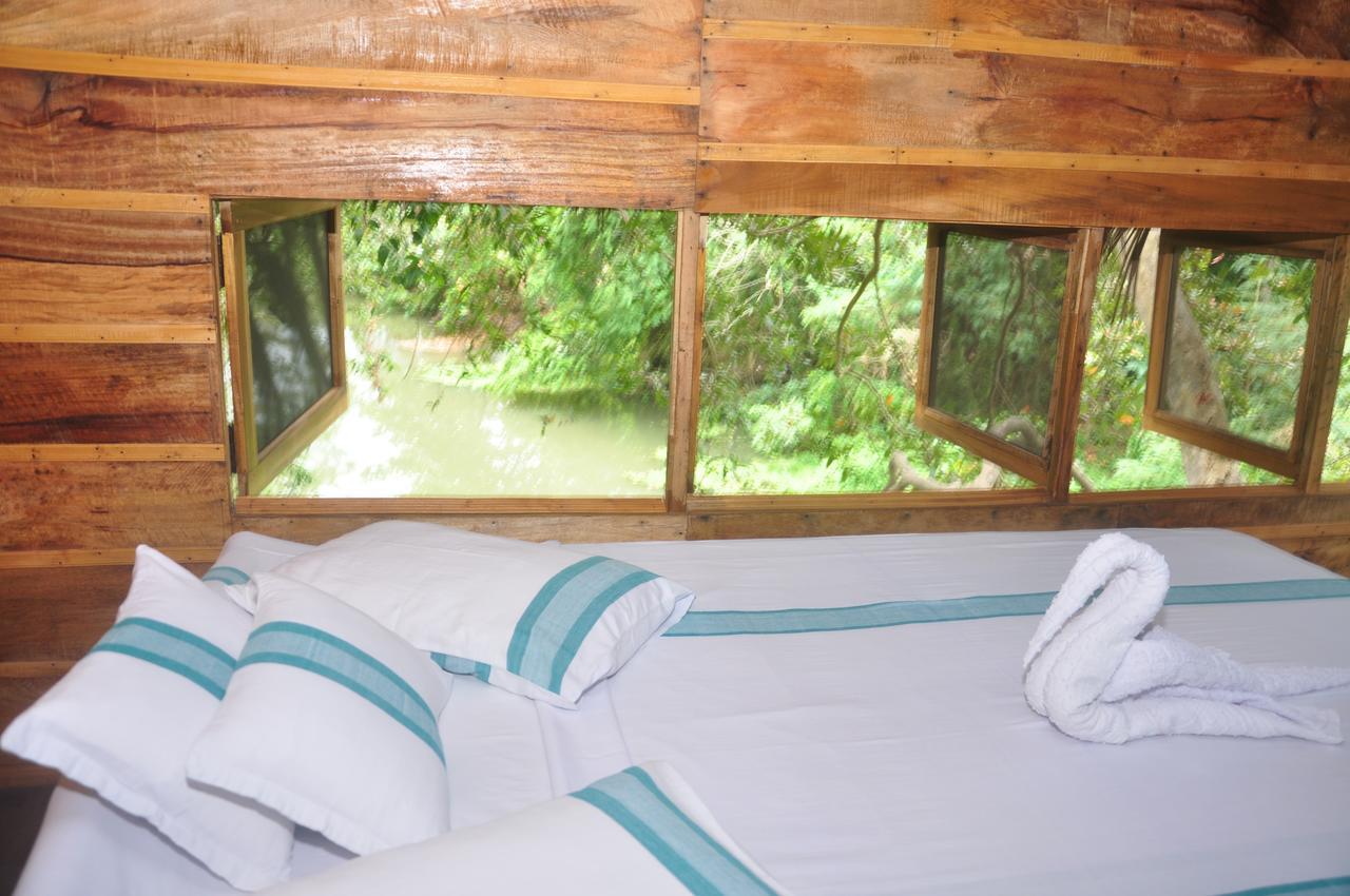 Kumbuk Tree House Villa Tissamaharama Exterior photo